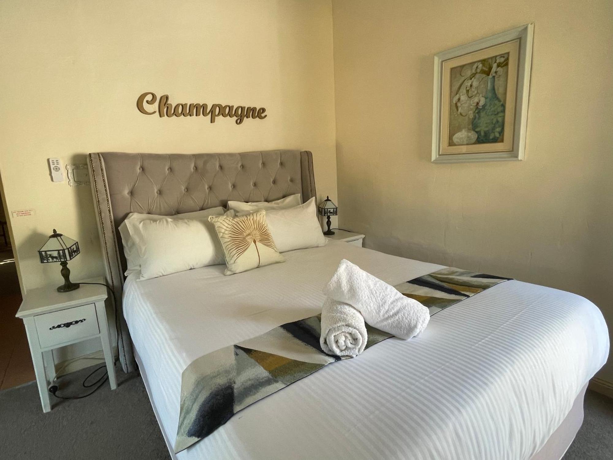 Villa Provence Pokolbin Luaran gambar