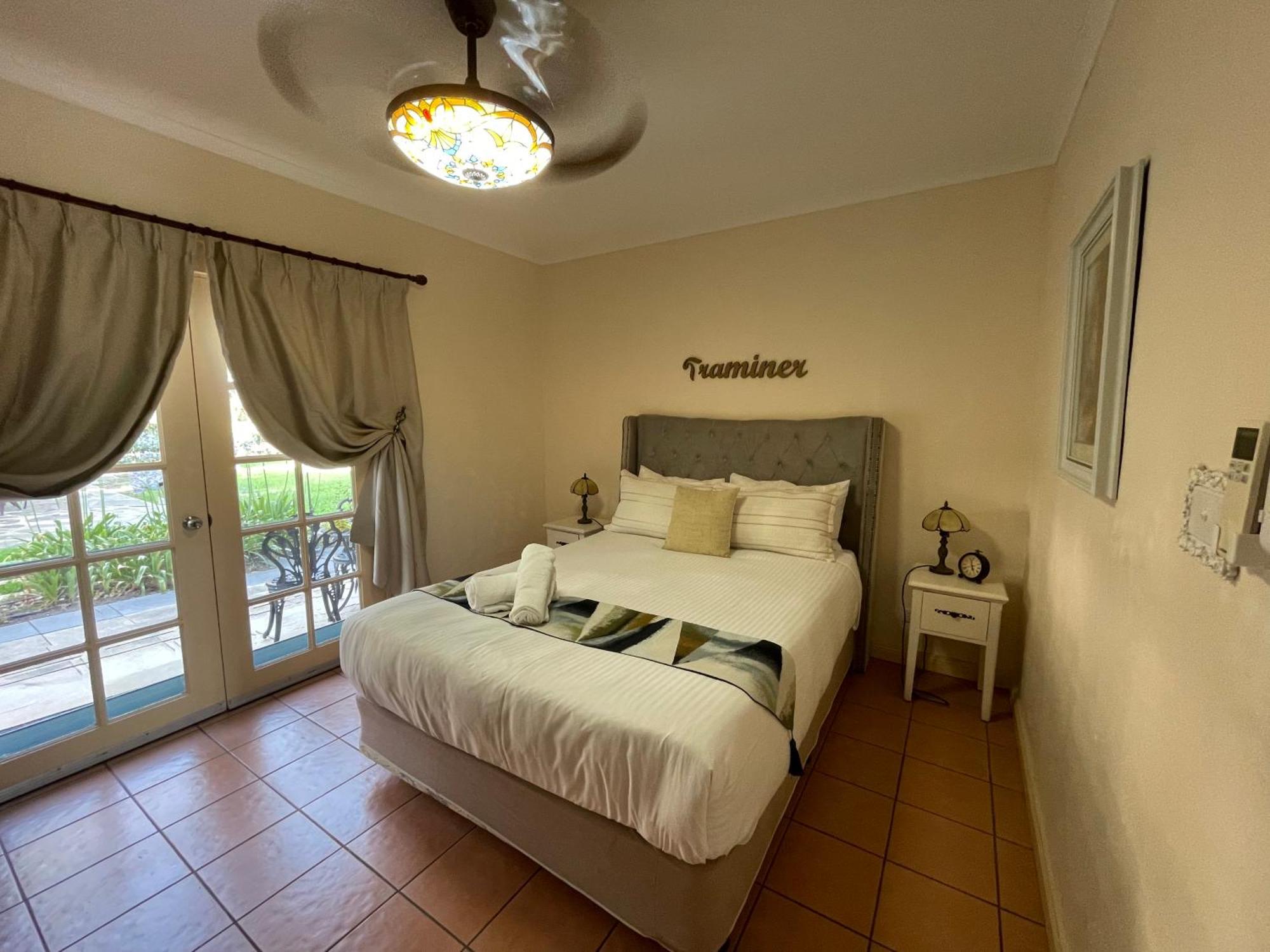 Villa Provence Pokolbin Luaran gambar