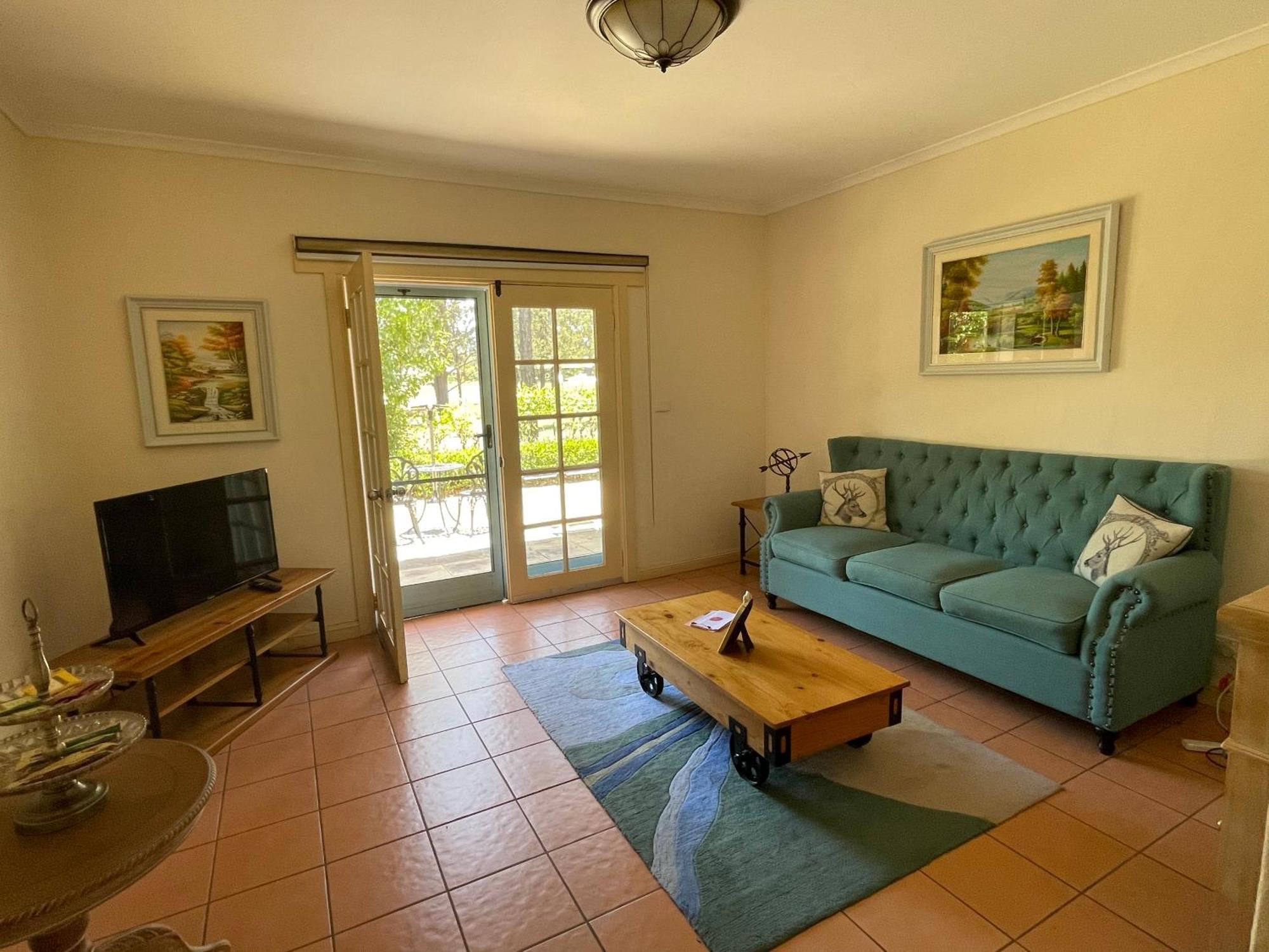 Villa Provence Pokolbin Luaran gambar